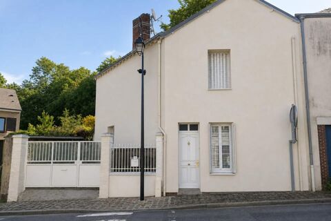   Maison de 4 pi�ces de 70 m� au Gu�-de-Longroi Maison - 5 pi�ce(s) - 70 m�