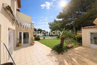  Maison � vendre 6 pi�ces 255 m�