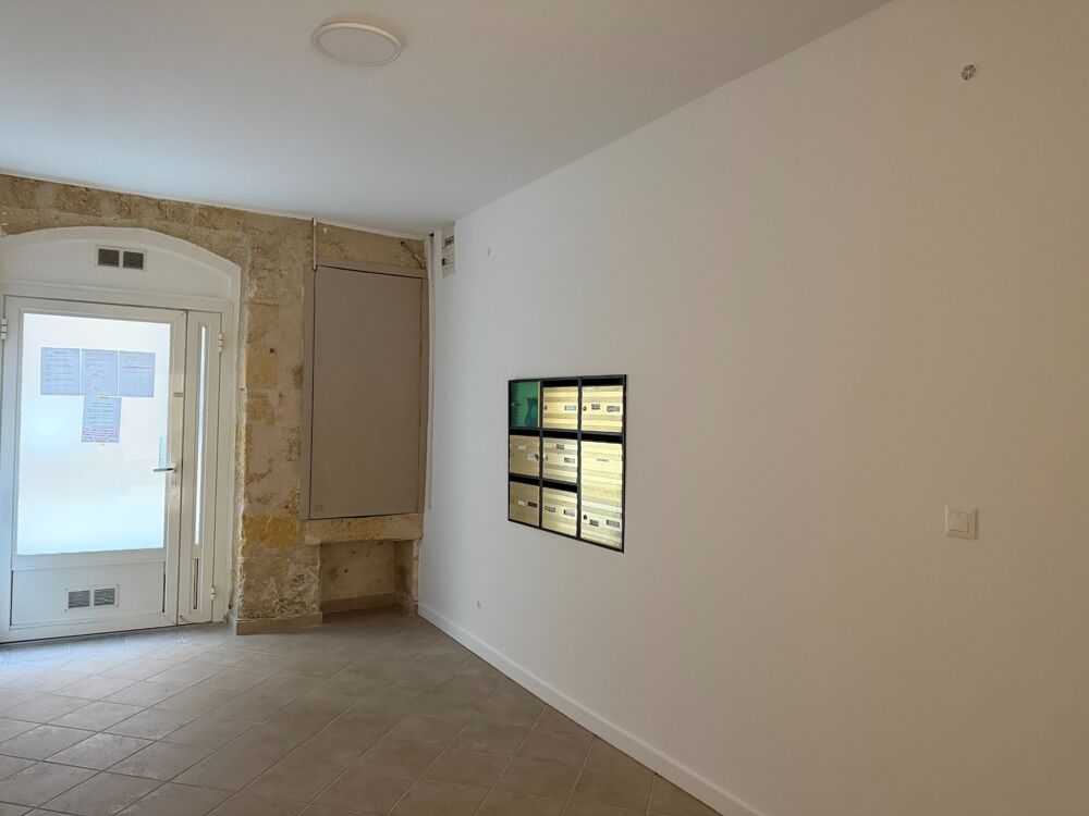 Appartement T3 rénové à vendre à SALON DE PROVENCE (13)