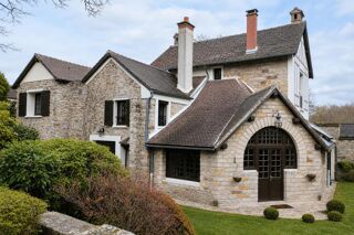  Propriété/château à vendre 7 pièces 218 m²