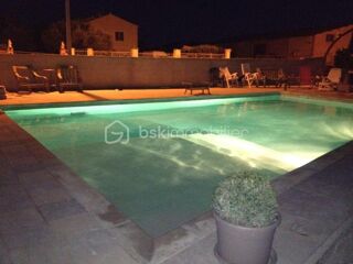  Immeuble � vendre 15 + pi�ces 800 m�