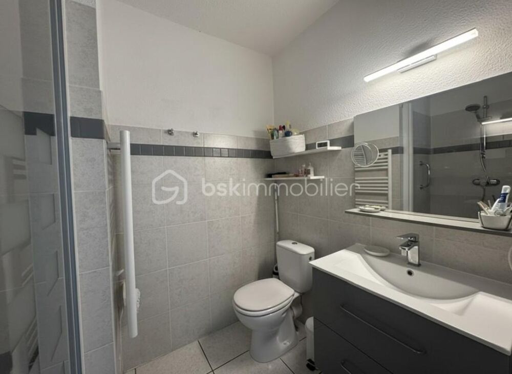 � vendre  Villa Tourrettes (83440)