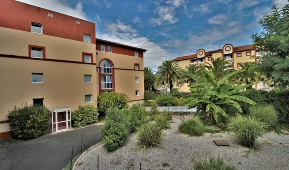 Appartement T2 dans centre ville de dax à côté des cures dans résidence de tourisme classée
