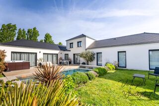  Maison � vendre 6 pi�ces 203 m�
