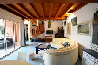  Immeuble � vendre 14 pi�ces 650 m�