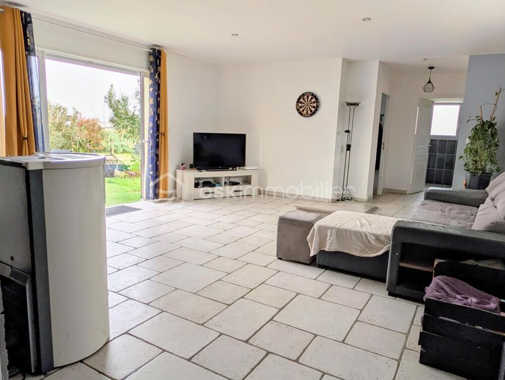 Vente Maison Maison 140 m� - Jardin 746 m2� Grande pi�ce de vie 50 m� � Suite parentale � DPE B � Impasse au calme Sainte gemme