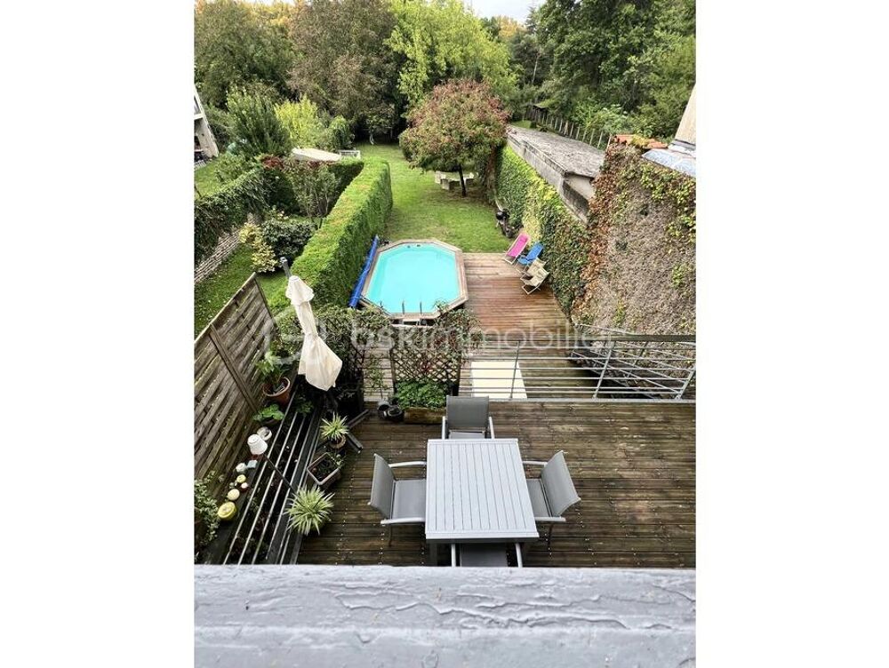 Maison de ville avec piscine au coeur d'Aire-sur-l'Adour