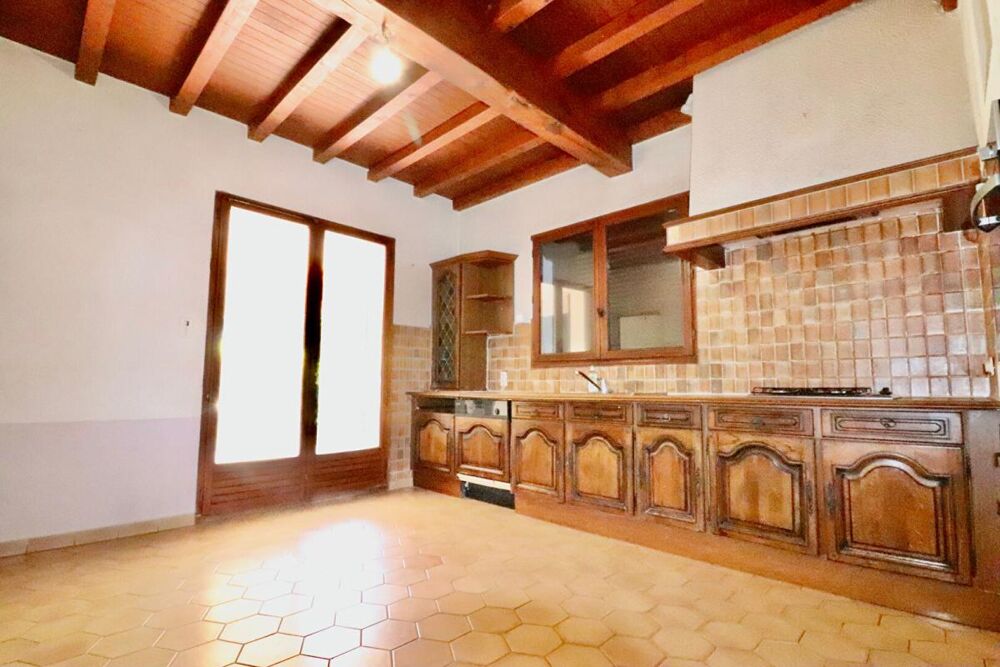 Vente Maison ARLES  Quartier Gimeaux  Maison de  200 m² sur 8 000 m² de terrain Arles