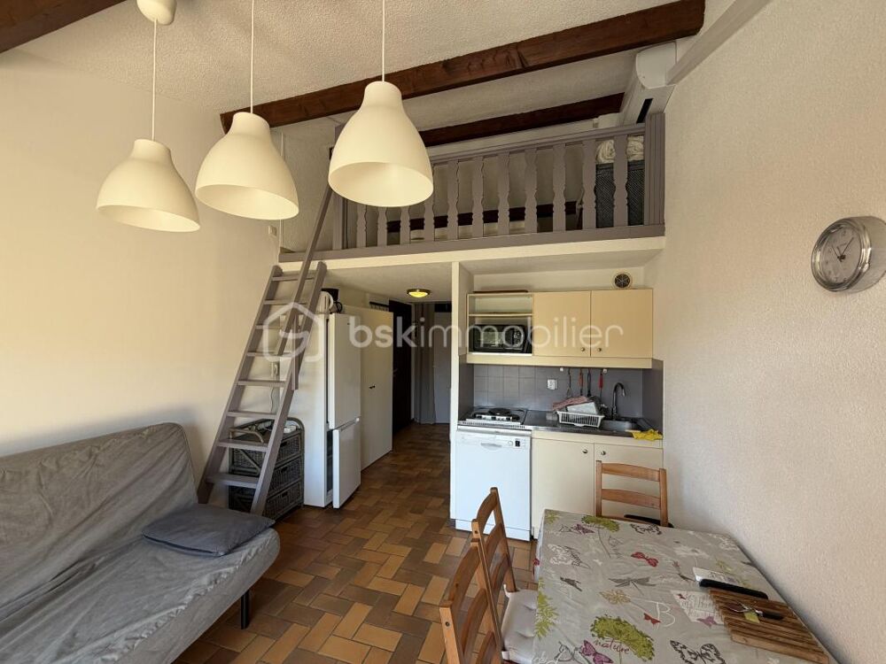 ? Cavalaire-sur-Mer  T2 de 35 m² avec mezzanine en EXCLUSIVITÉ Vue Piscine et aperçu Mer