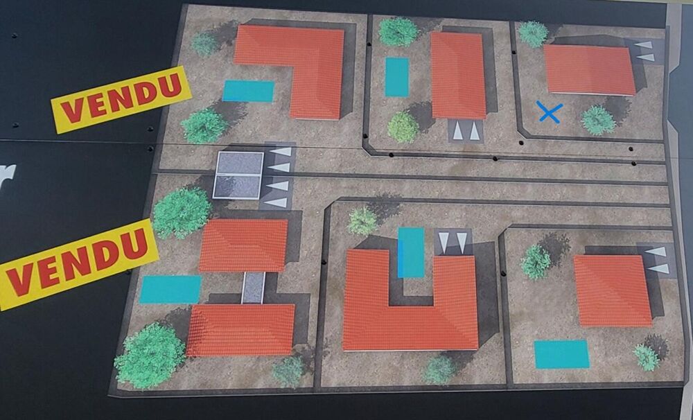 Vente Terrain Terrain 691M² PIA Pia