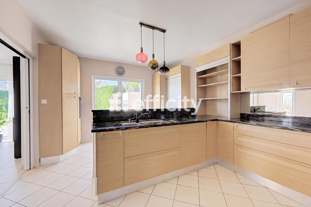 � vendre  Villa La Queue-en-Brie (94510)