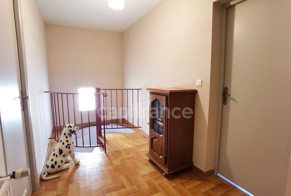 Vente Maison Secteur Uzès, tous commerces, maison familiale de 135 m², 4 chambres, garage, terrain Uzes