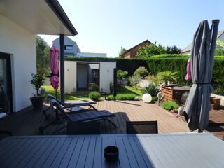  Villa à vendre 6 pièces 204 m²