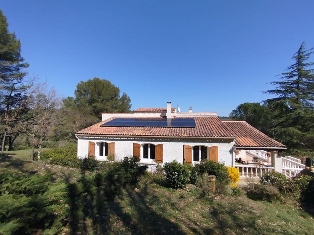 Maison Ponteves 188 m2 avec grande piscine et grand sous sol de 145 m2