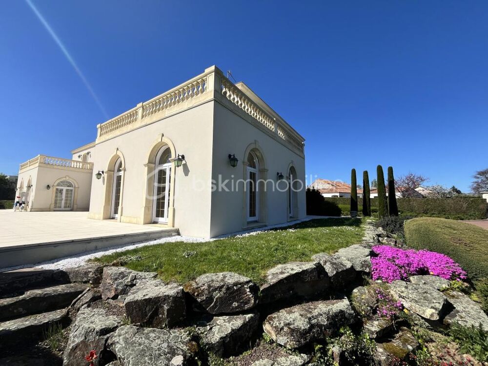 � vendre  Propri�t�/ch�teau Nantes (44000)