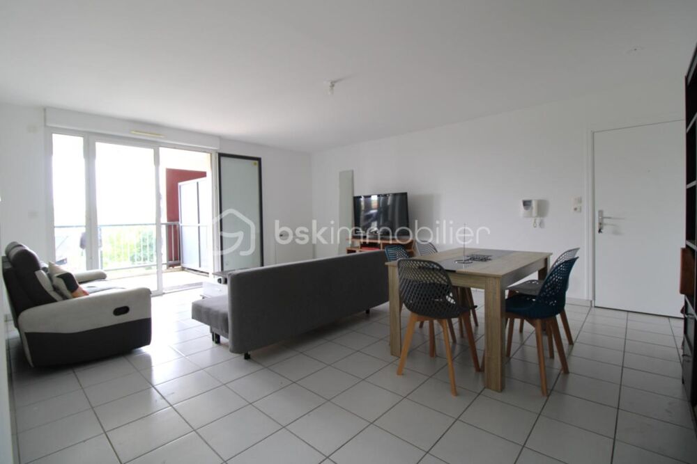 Type 4 traversant de 86 m² avec 2 BALCONS  Secteur Trois Cocus / Borderouge
