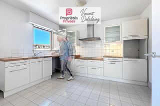  Appartement à vendre 6 pièces 140 m²