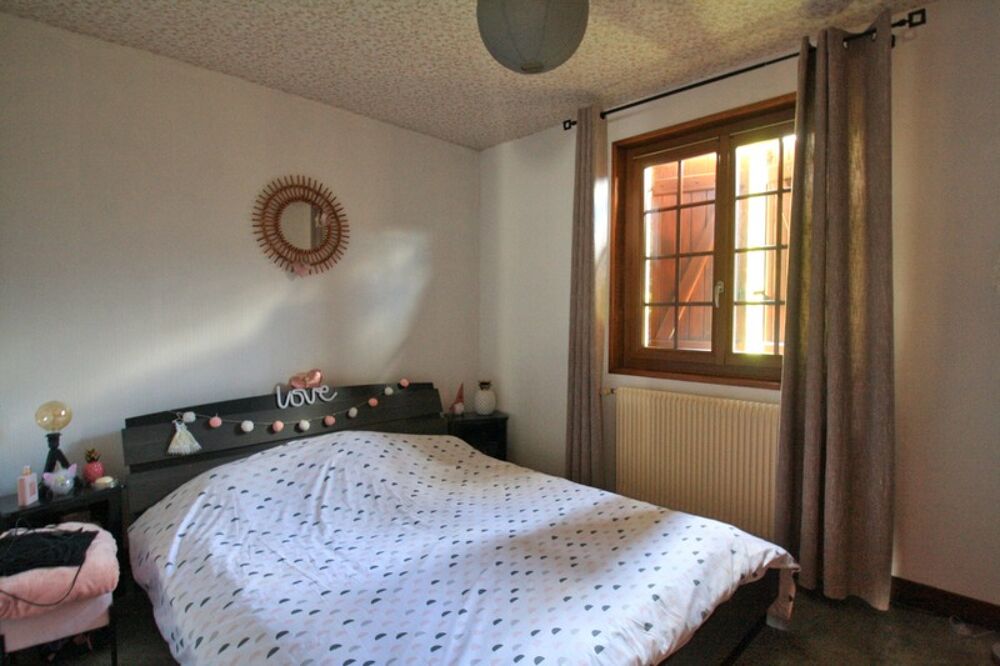 Vente Maison Maison 4 chambres, 140 m² sur un terrain de 1700 m² Saint agnan