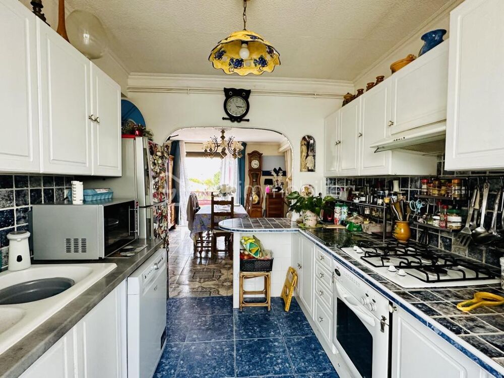 Vente Appartement Spacieux T4 avec balcon, proche commodités et plage La seyne sur mer