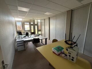   03400 YZEURE - BUREAUX  250 m² Yzeure