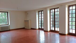  Maison à vendre 10 pièces 331 m²