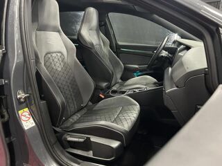 Golf 2.0 TDI 16V 150CV DSG7 R-Line 1st 2021 occasion 74330 Poisy