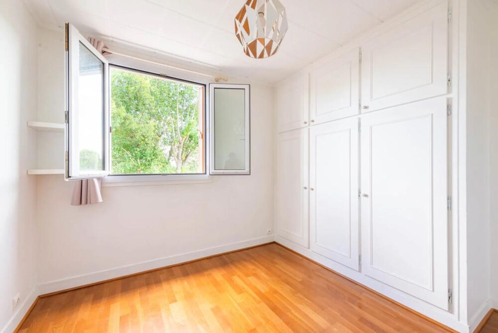 Vente Appartement Appartement de 4 pièces de 64 m² situé à Versailles Versailles