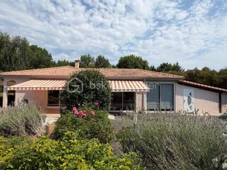  Villa à vendre 6 pièces 160 m²