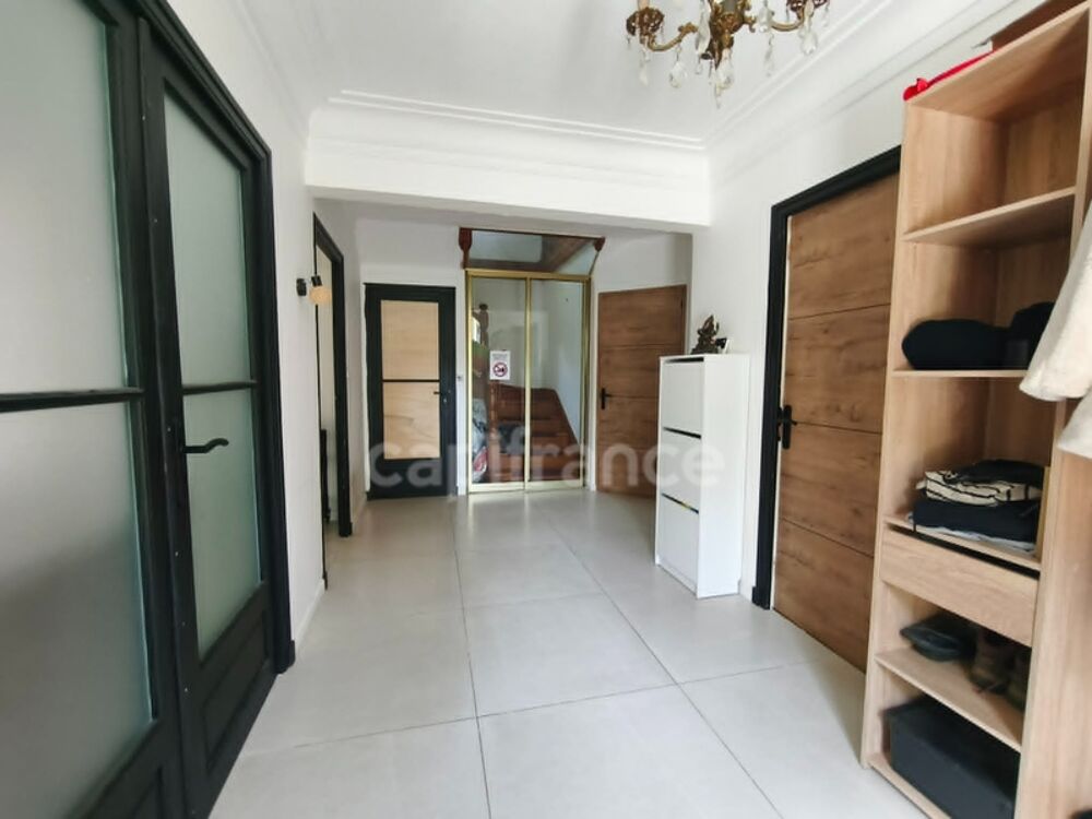 PROPRIÉTÉ DE CARACTÈRE AVEC ÉNORME POTENTIEL + Terrain 2200 M2