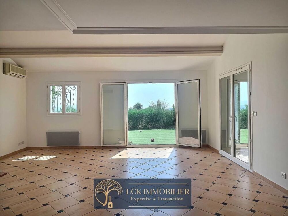 Vente Villa Villa T5 vue mer avec jardin Roquebrune sur argens