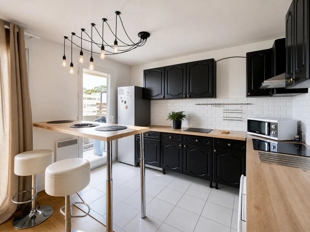 CHÂTILLON  quartier Brossolette  Vieux Bourg  Malraux  2 PIÈCES DE 45,92 M² AVEC BALCON, PARKING ET ASCENSEUR