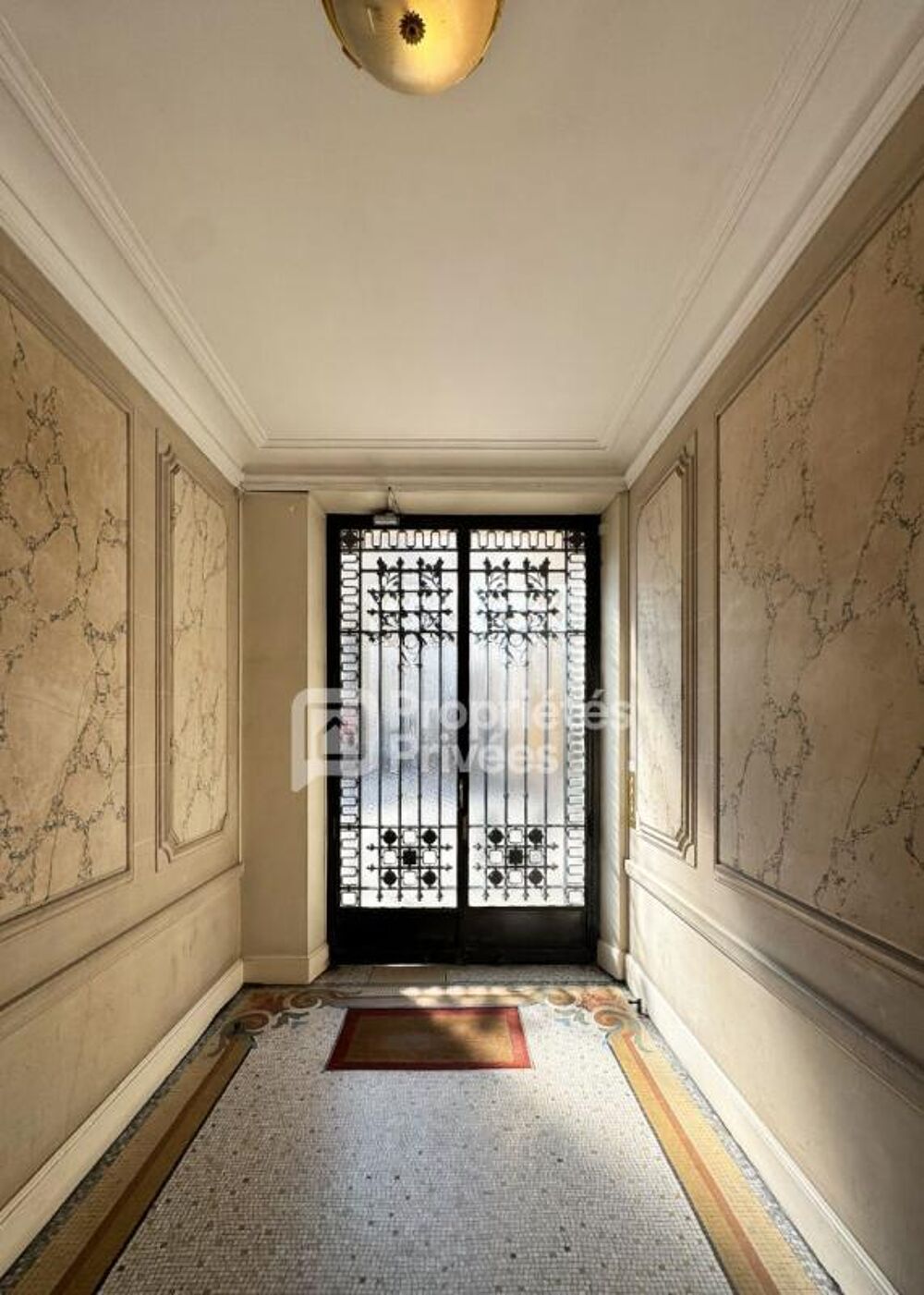 Vente Appartement 75008 Paris SAINT-LAZARE - COUP DE COEUR - Chambre -  VUE SACRÉ-COEUR Paris 8