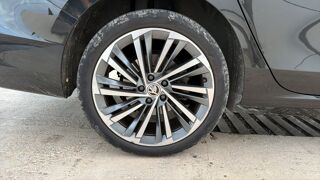 Superb IV 2.0 TDI 140 DSG7 Laurin & Klement - Automatique 2024 occasion 13700 Marignane