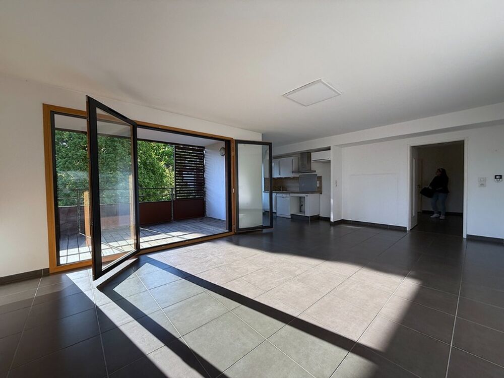 Appartement T3 de 72m² avec garage dans résidence récente