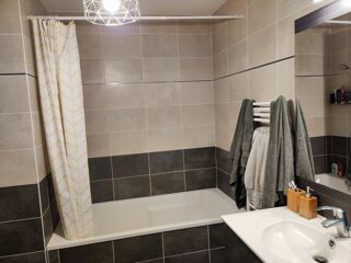  Appartement à louer 2 pièces 42 m²