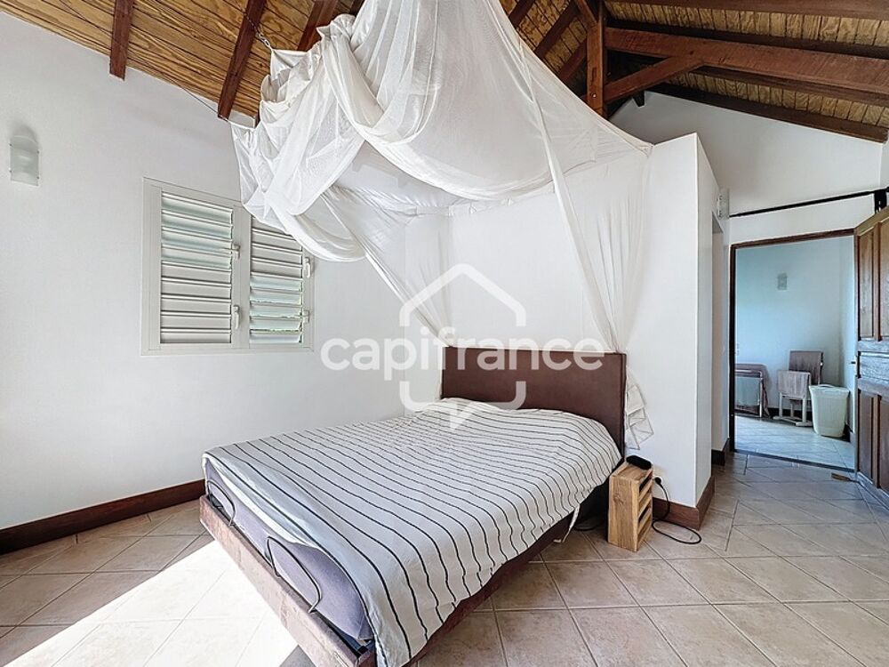 � vendre  Villa Lamentin (97129)