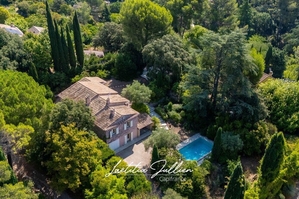 Maison 4 pièces 180 m² · à Marseille 11 · 180 m² · 735 000 €