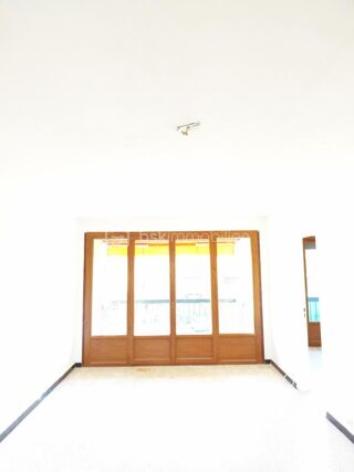  Appartement � vendre 5 pi�ces 77 m�