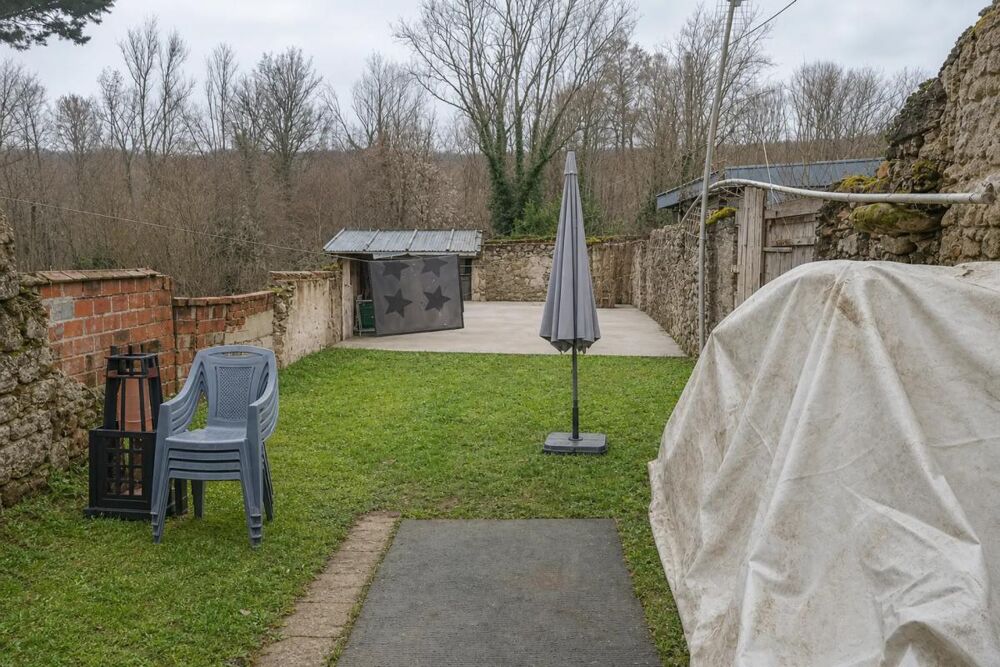 Vente Maison Maison de 55 m² à rénover avec jardin – toutes commodités à pied Villeneuve sur bellot