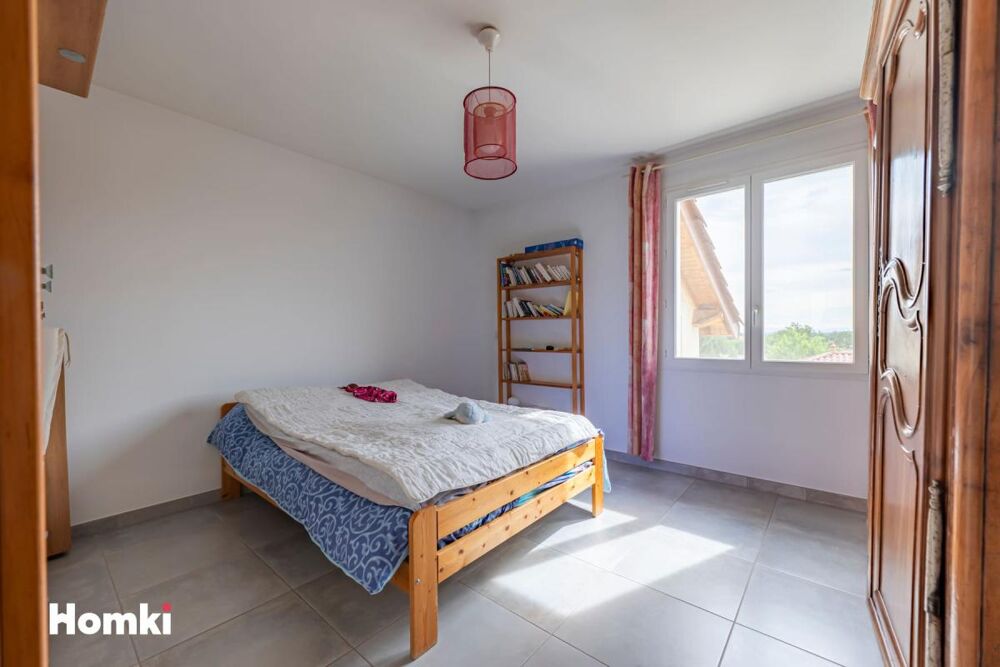 à vendre  Propriété/château Vernaison (69390)