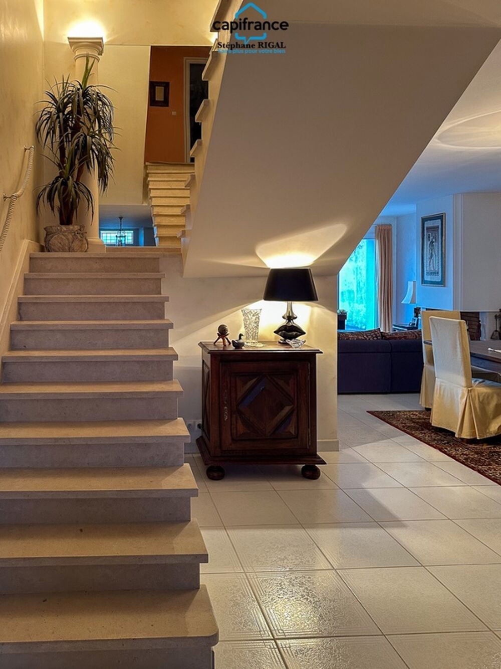 Vente Maison Maison à vendre 6 pièces  de 165m2 habitables sur terrain de 770m2 avec piscine et garage Villeneuve sur lot