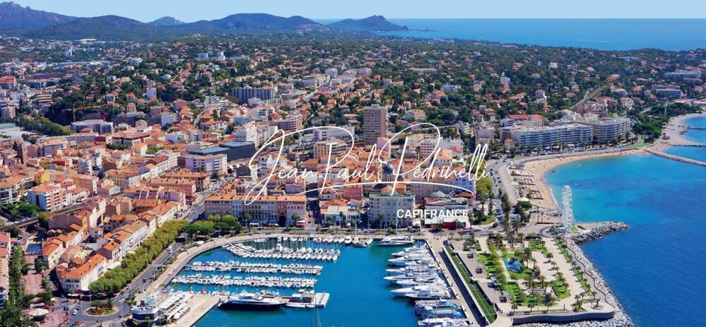 SAINT-RAPHAËL, Duplex 3 pièces 59 m² total, meublé et équipé parking privatif et climatisation  DPE C