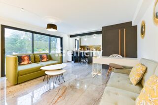  Immeuble à vendre 15 + pièces 480 m²