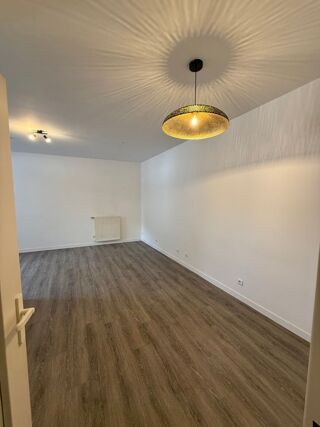  Appartement à louer 3 pièces 62 m²