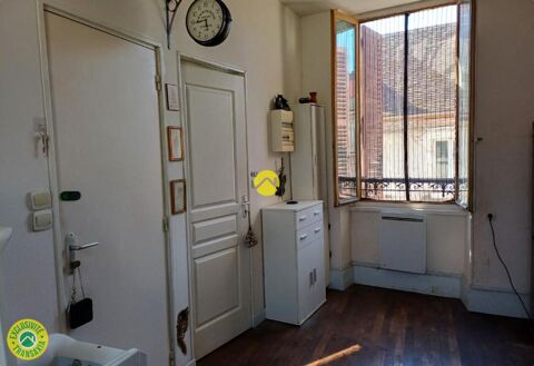   IMMEUBLE DE RAPPORT Appartement - 6 pi�ce(s) - 130 m�