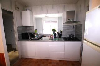  Immeuble à vendre 10 pièces 200 m²