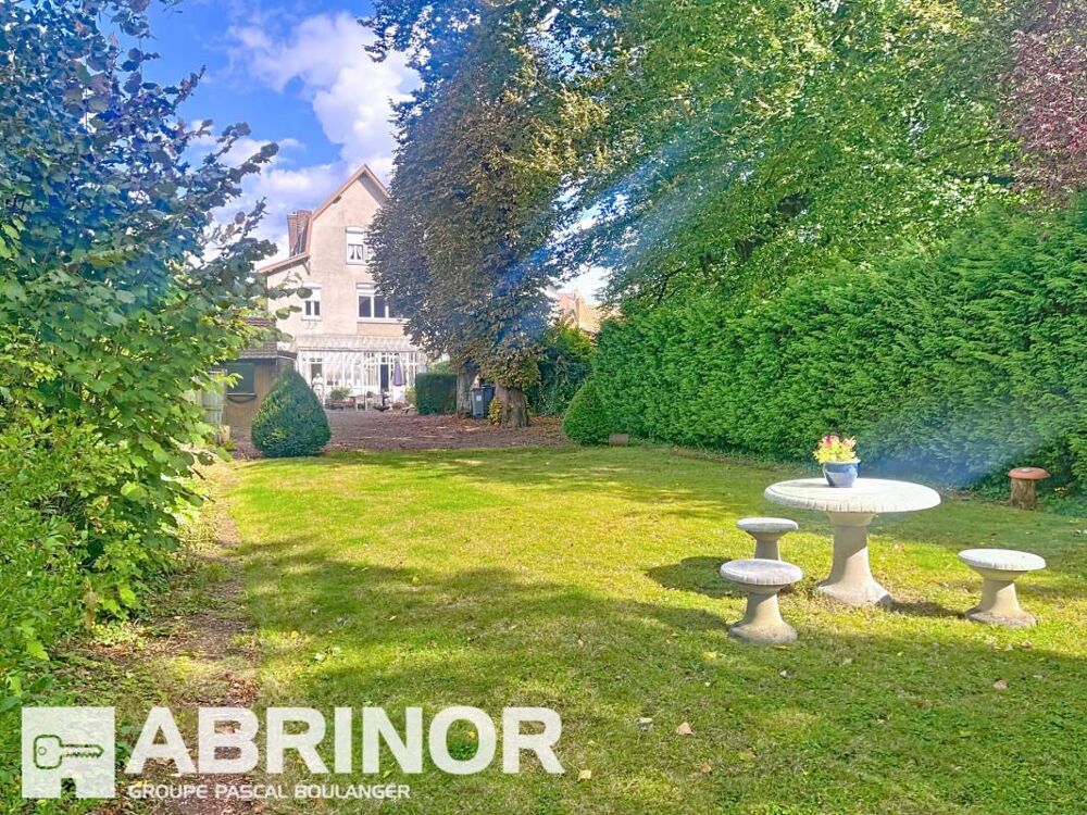 Vente Maison Maison ancienne de 230m² habitables, 6 chambres, grande parcelle de 1755m², garage 2 voitures Templemars