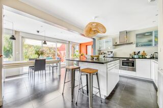  Maison � vendre 10 pi�ces 235 m�