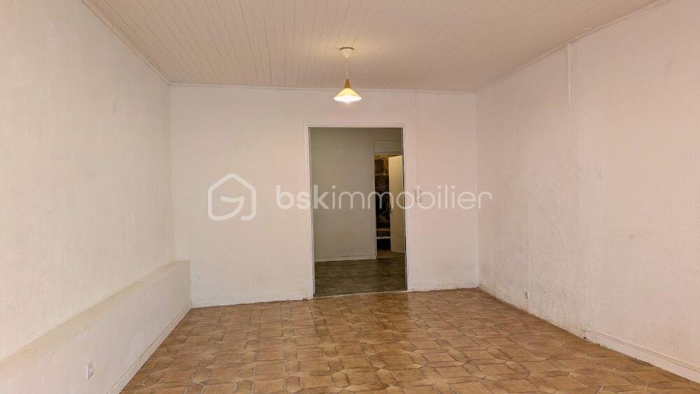 Maison 4 pièces 92 m² · à Pouzols Minervois · 92 m² · 75 000 €