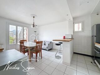  Appartement  vendre 4 pices 62 m